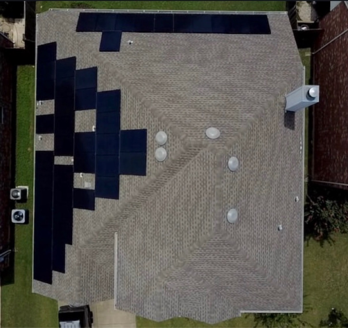 Elegant Mission panels with Enphase IQ8 microinverters — Crowley, TX