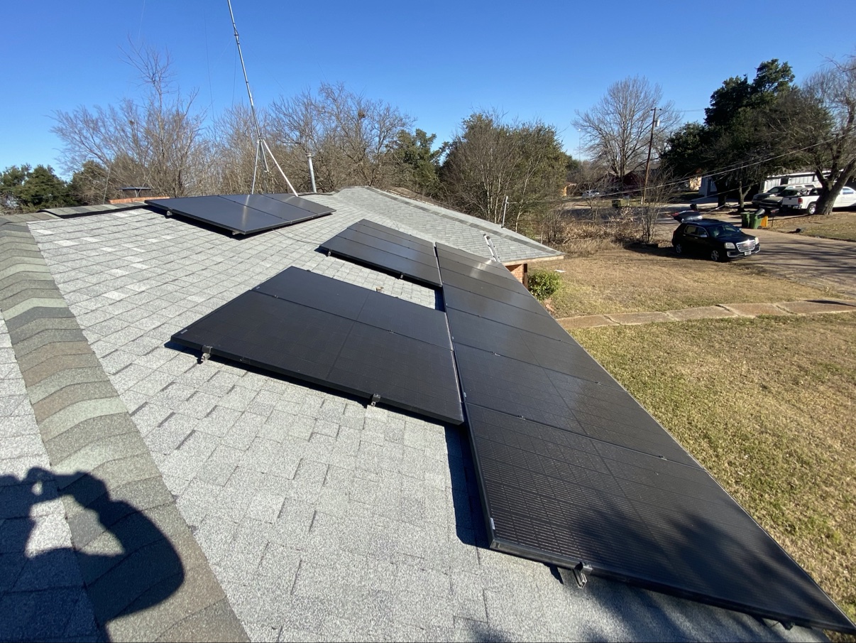Stunning Qcell panels with Tesla inverter