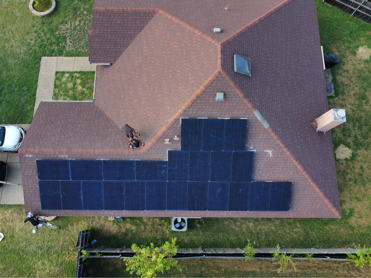 Sleek Mission panels with SolarEdge inverter