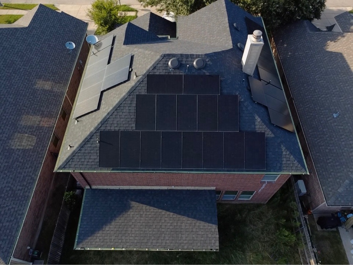 Stunning Hyundai panels with SolarEdge inverter — Colleyville, TX